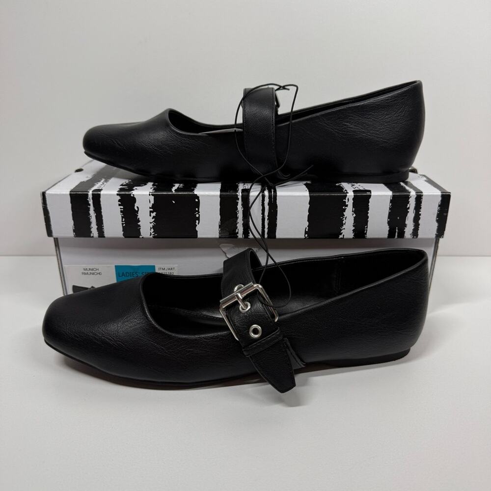 NIB • Dv Dolce Vita Women's Mary Jane Flats Size: 10